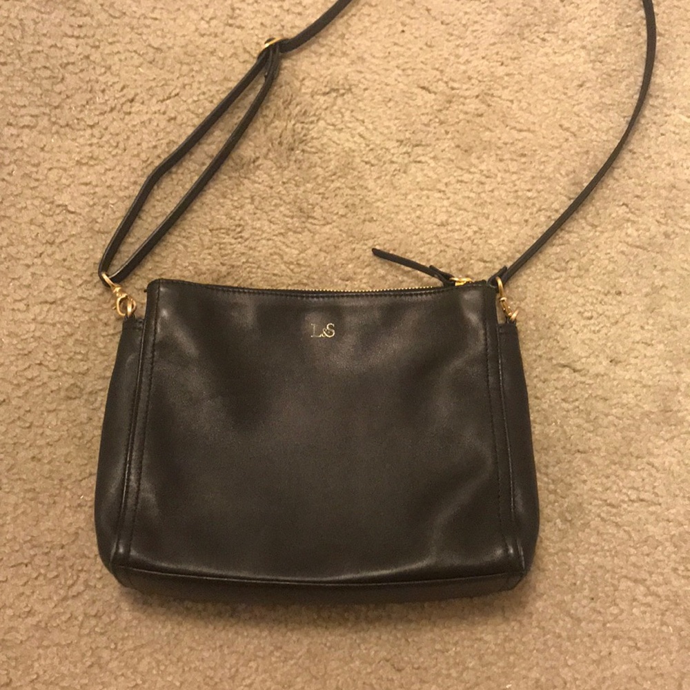 Lo & Sons The Pearl Crossbody in Black Leather